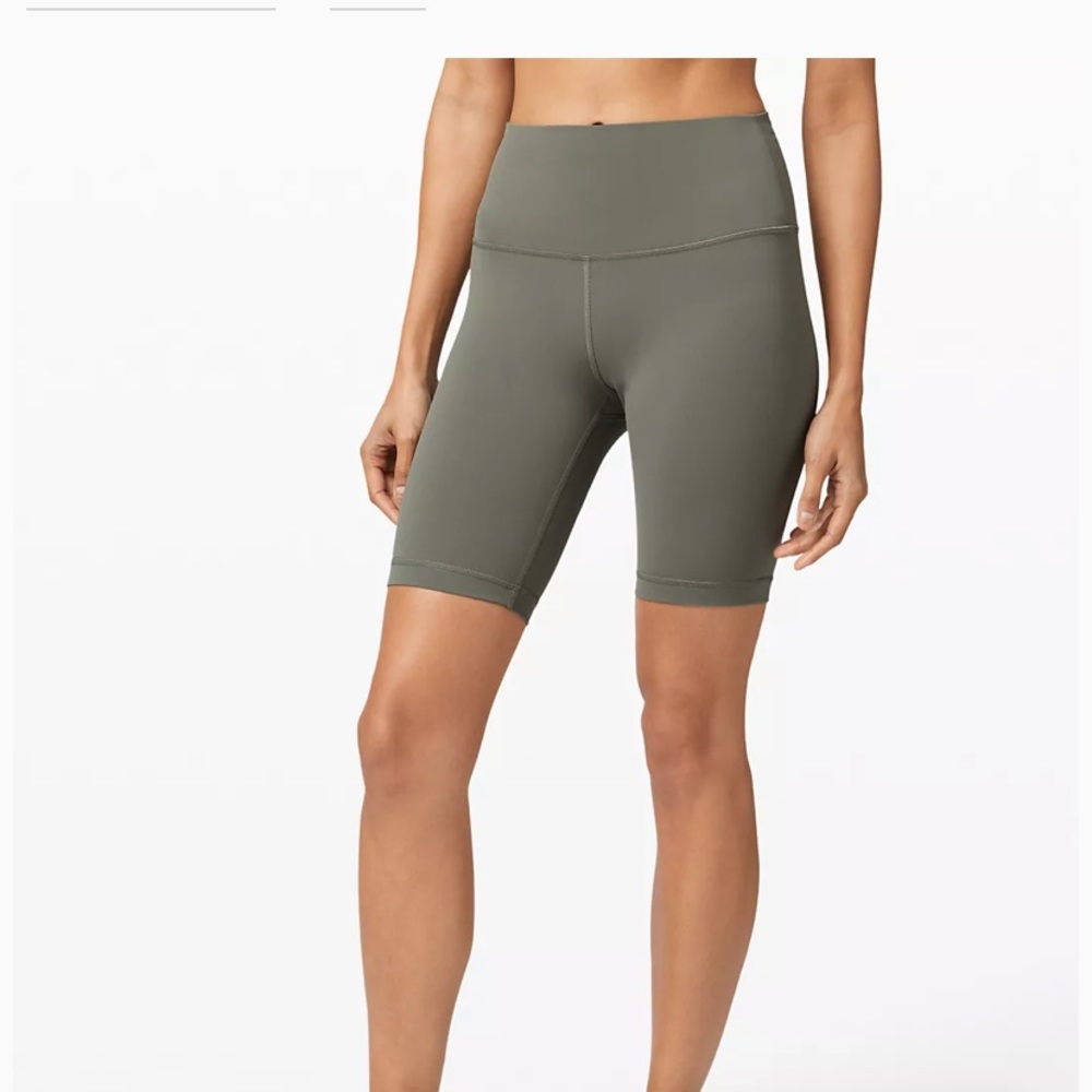 LULULEMON Wunder Train High Rise Shorts 8” size 12 mauve rose bike shorts NWT